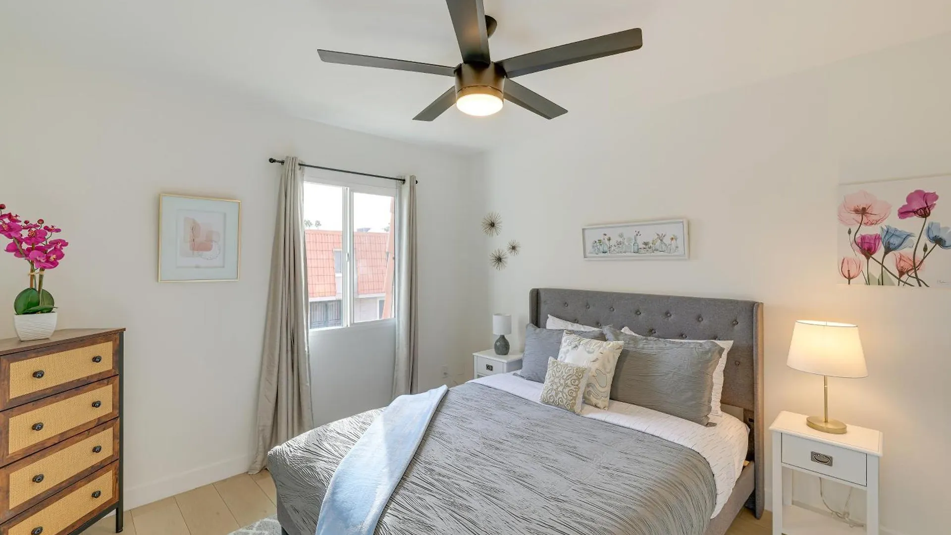 Scottsdale Townhome With Patio - 2 Mi To Old Town! Nyaraló